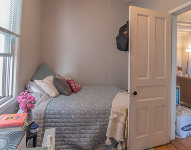 3744 N Clifton Avenue - Photo Thumbnail 6