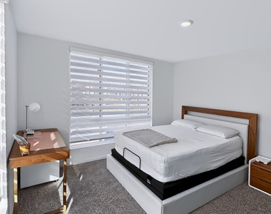 1212 Quadrant Lane - Photo Thumbnail 7
