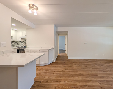 444 S Spring Road - Photo Thumbnail 6