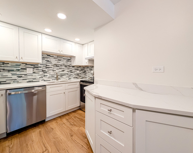 444 S Spring Road - Photo Thumbnail 8