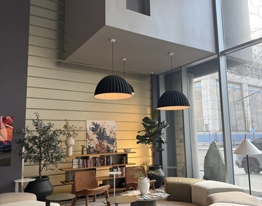 235 W Van Buren Street - Photo Thumbnail 1
