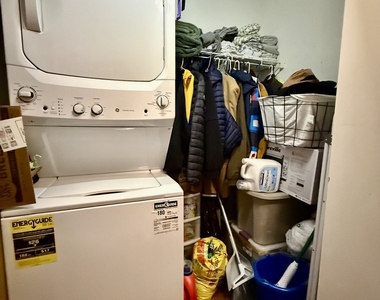 235 W Van Buren Street - Photo Thumbnail 7