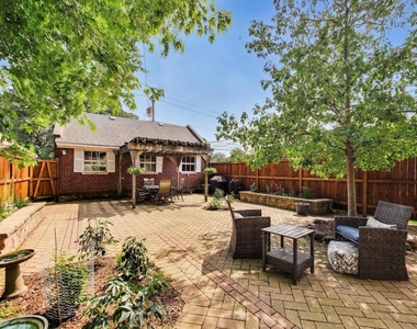 114 South Boulevard - Photo Thumbnail 28