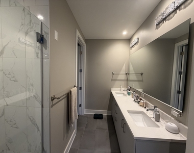 1701 W Webster Avenue - Photo Thumbnail 6