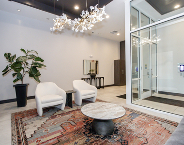 7243 Madison Street - Photo Thumbnail 2