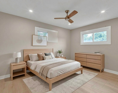 1055 N Bluebonnet Lane - Photo Thumbnail 12