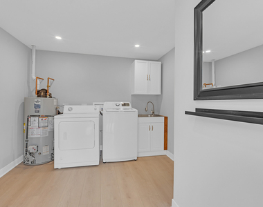 1055 N Bluebonnet Lane - Photo Thumbnail 20