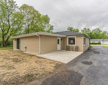 1055 N Bluebonnet Lane - Photo Thumbnail 30