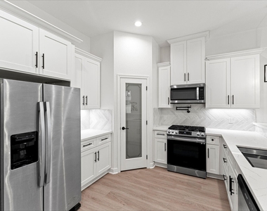 14828 Spica Court - Photo Thumbnail 10