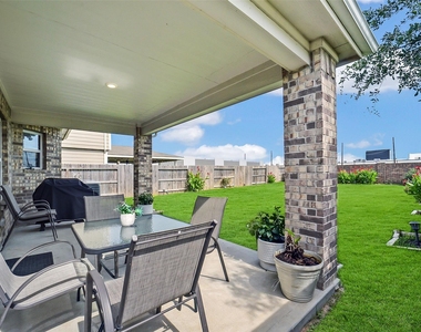 16502 Live Oak Canyon Drive - Photo Thumbnail 28