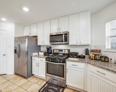 16502 Live Oak Canyon Drive - Photo Thumbnail 13