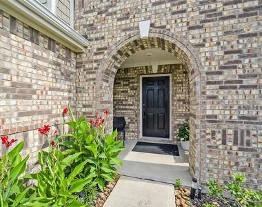 16502 Live Oak Canyon Drive - Photo Thumbnail 3