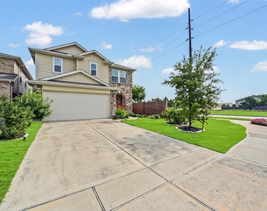 16502 Live Oak Canyon Drive - Photo Thumbnail 1