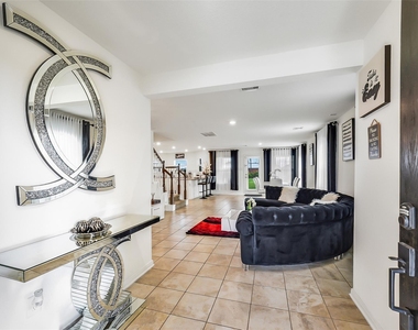 16502 Live Oak Canyon Drive - Photo Thumbnail 4