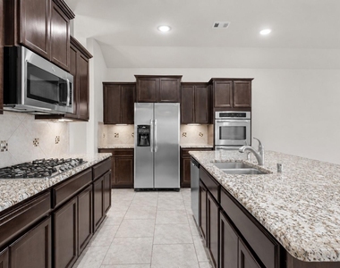 22943 Banff Brook Way - Photo Thumbnail 7
