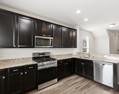 5718 Savanna Pasture Road - Photo Thumbnail 8