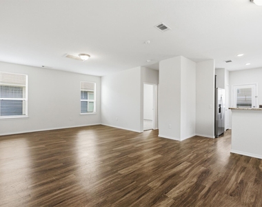 5718 Savanna Pasture Road - Photo Thumbnail 4