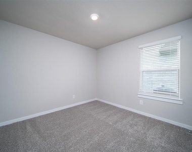 7411 Victoria Brook Trace - Photo Thumbnail 10