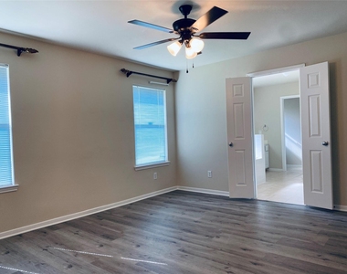 24710 Cobble Canyon Lane - Photo Thumbnail 7