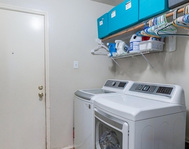 24027 Kingbriar Drive - Photo Thumbnail 19