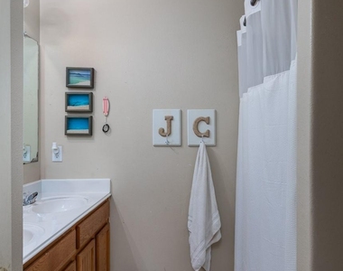 24027 Kingbriar Drive - Photo Thumbnail 18