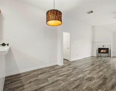 12242 Rutgers Park Court - Photo Thumbnail 12