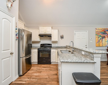 3344 Anita Street - Photo Thumbnail 8