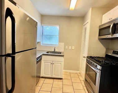 3603 Murworth Drive - Photo Thumbnail 5