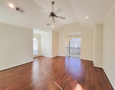 2717 La Branch Street - Photo Thumbnail 15