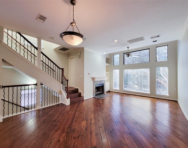 2717 La Branch Street - Photo Thumbnail 8