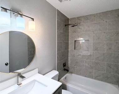 7202 S Dairy Ashford Road - Photo Thumbnail 19