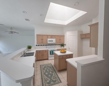 4814 Windy Way - Photo Thumbnail 5