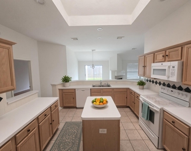 4814 Windy Way - Photo Thumbnail 6