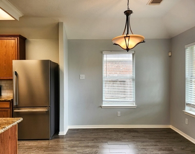11902 White Water Bay Drive - Photo Thumbnail 15