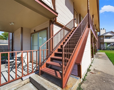 11503 Nobility Drive - Photo Thumbnail 4