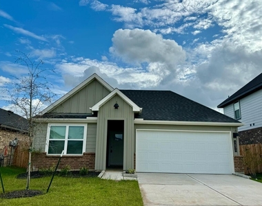 1631 Solana Drive - Photo Thumbnail 1