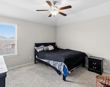 4435 Bearberry Avenue - Photo Thumbnail 30