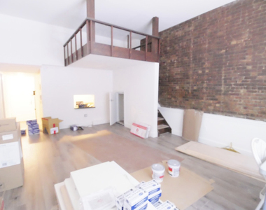 359 East 62nd Street - Photo Thumbnail 7