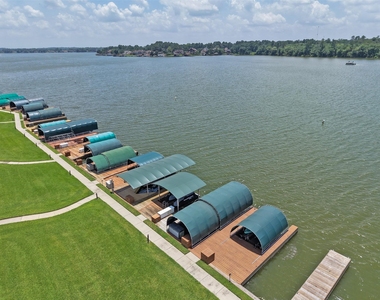 127 W Palm Boulevard - Photo Thumbnail 30
