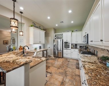 127 W Palm Boulevard - Photo Thumbnail 11