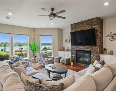 127 W Palm Boulevard - Photo Thumbnail 2