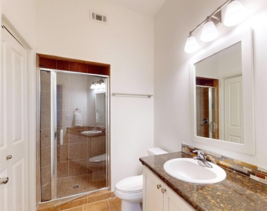1010 Rosine Street - Photo Thumbnail 12