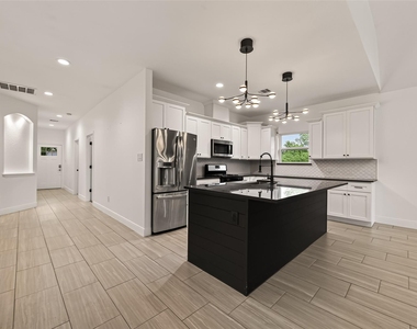1343 Alpha Lane - Photo Thumbnail 14