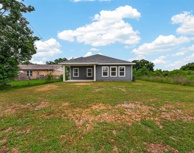 1343 Alpha Lane - Photo Thumbnail 38