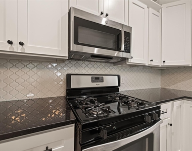 1343 Alpha Lane - Photo Thumbnail 21