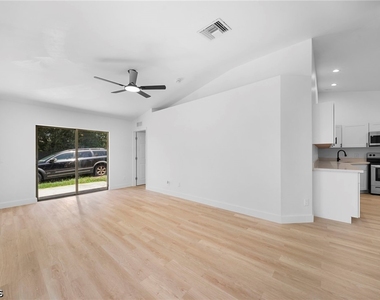 605 Hancock Bridge Parkway - Photo Thumbnail 11