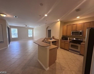 3320 Midship Drive - Photo Thumbnail 7