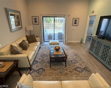 313 Sw 47th Terrace - Photo Thumbnail 7