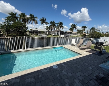 313 Sw 47th Terrace - Photo Thumbnail 24