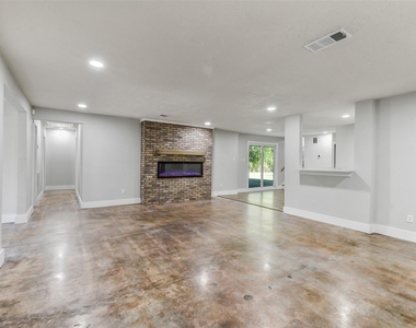 31423 Reids Prairie Road - Photo Thumbnail 5